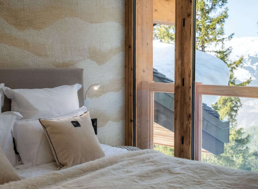 Apartment in Courchevel - Image 3