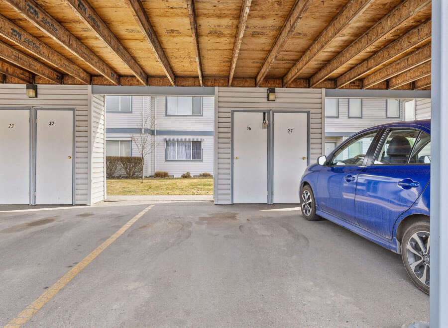 Discover the convenience of covered parking in this well-maintained complex.