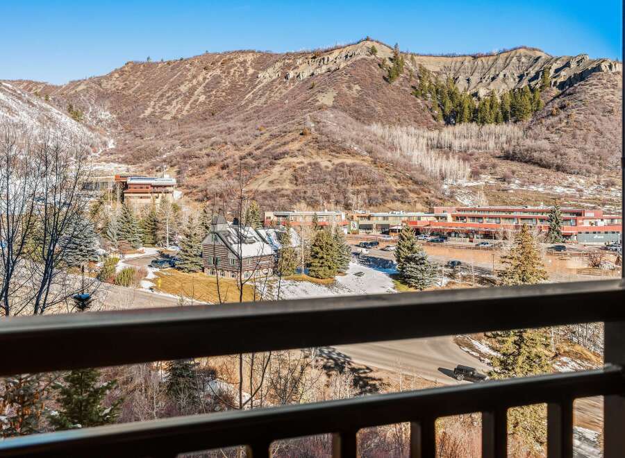Enjoy breathtaking mountain views from this stunning property.