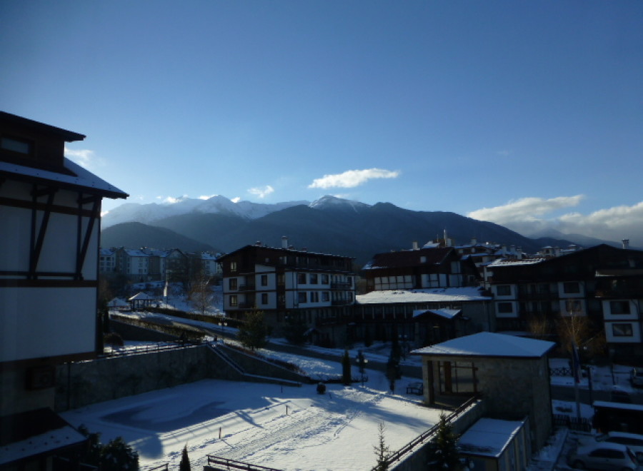 Luxury Apartments in Bansko with Stunning Mountain Views.