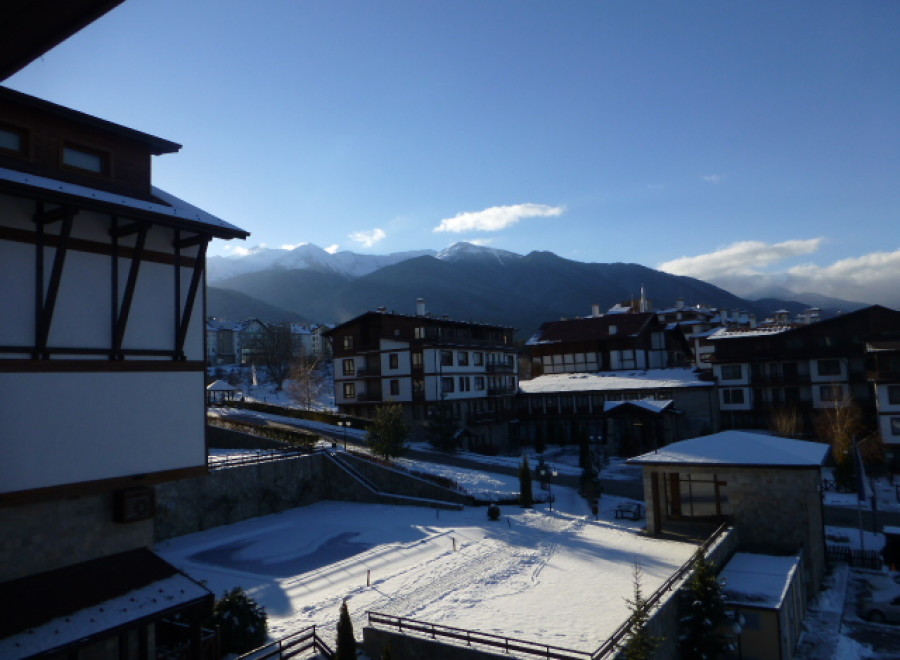 Luxury Apartments in Bansko with Stunning Mountain Views.