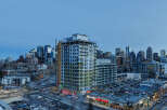 Discover urban living at its finest in this stunning high-rise property, offering breathtaking city views and modern amenities.