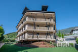 Discover modern living in this stunning architectural masterpiece.