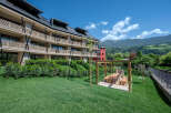 Discover luxury living in this stunning property, featuring modern architecture and breathtaking mountain views.
