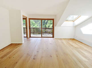 Experience modern living in this bright and airy room featuring a spacious layout and abundant natural light.