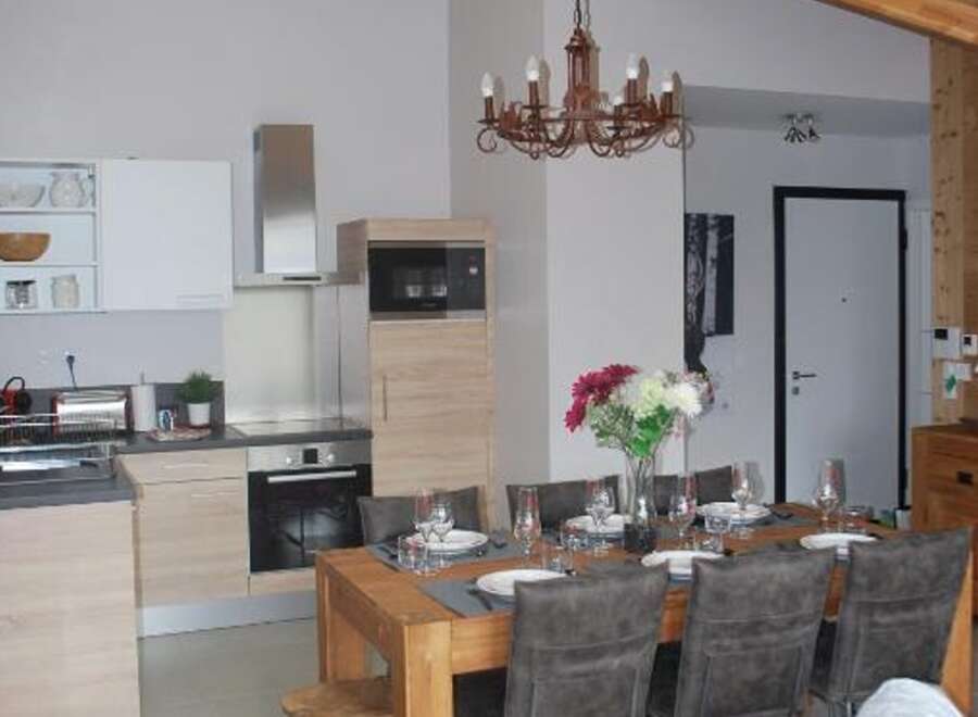 Apartment in Vaujany - Image 2