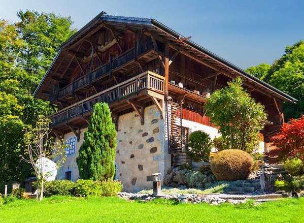 Villa in Araches-la-Frasse - Image 2