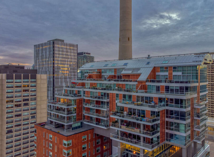 Discover luxury living in this stunning high-rise condo featuring modern architecture and breathtaking city views.