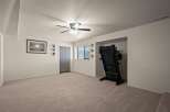 Discover this inviting property featuring a spacious interior and a versatile layout.