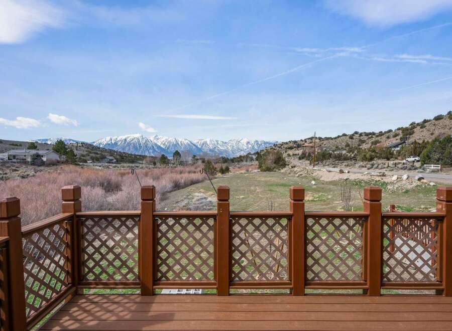 Enjoy breathtaking mountain views from this stunning property.