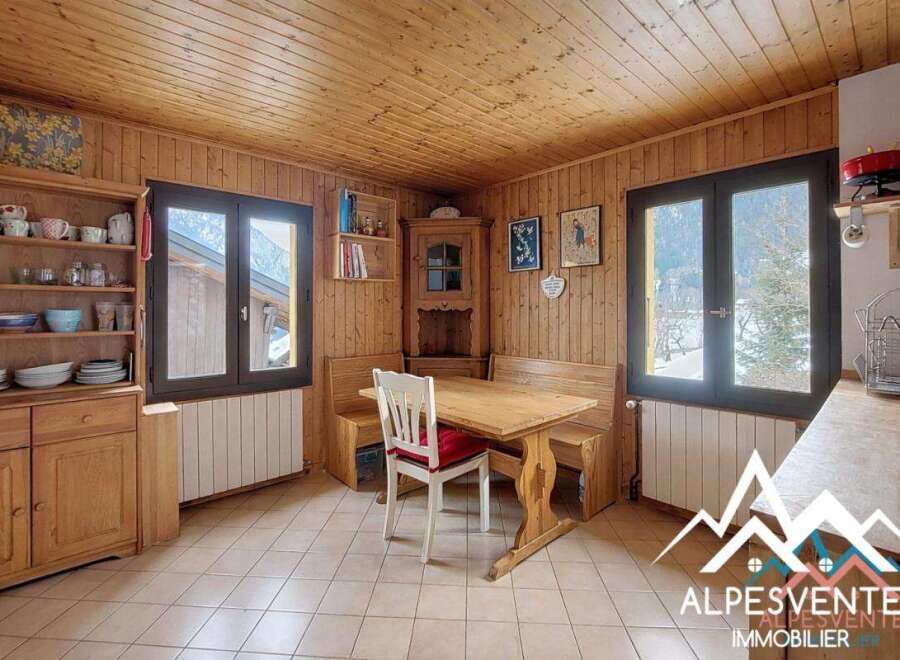 House in Bonnevaux - Image 2