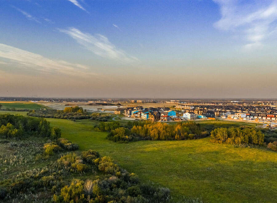 Discover the charm of this stunning property, perfectly positioned to capture breathtaking views.