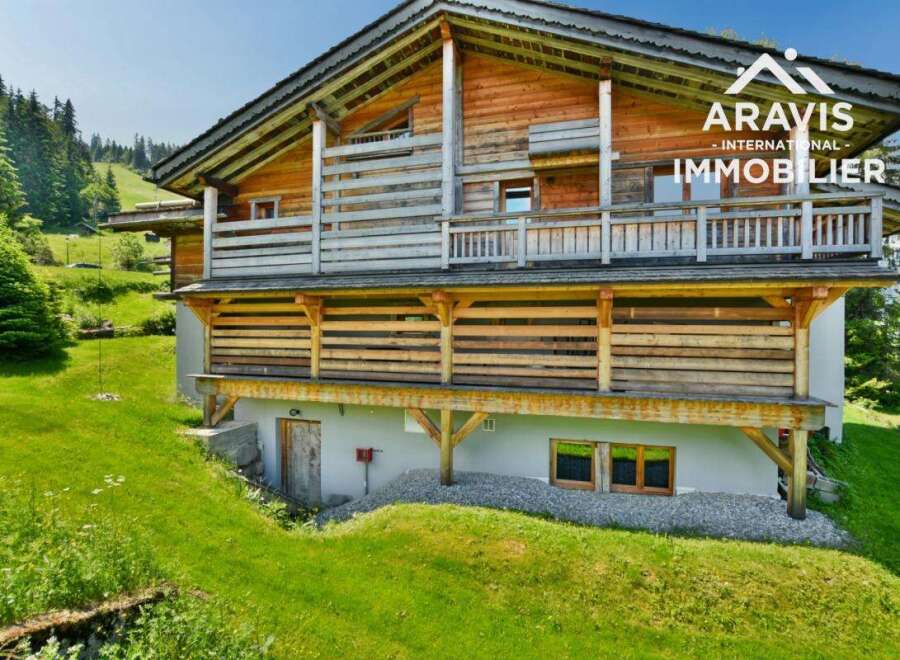 Discover a stunning chalet nestled in a picturesque setting, perfect for those seeking a tranquil retreat.