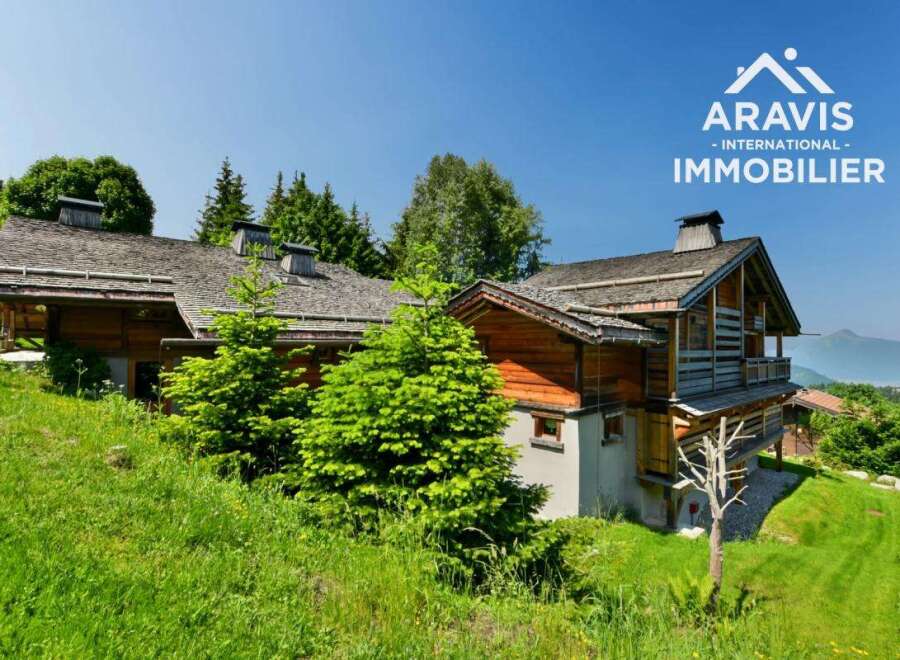 Discover a stunning chalet nestled in a picturesque landscape, perfect for those seeking tranquility and luxury.