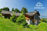 Discover a stunning chalet nestled in a picturesque landscape, perfect for those seeking tranquility and luxury.