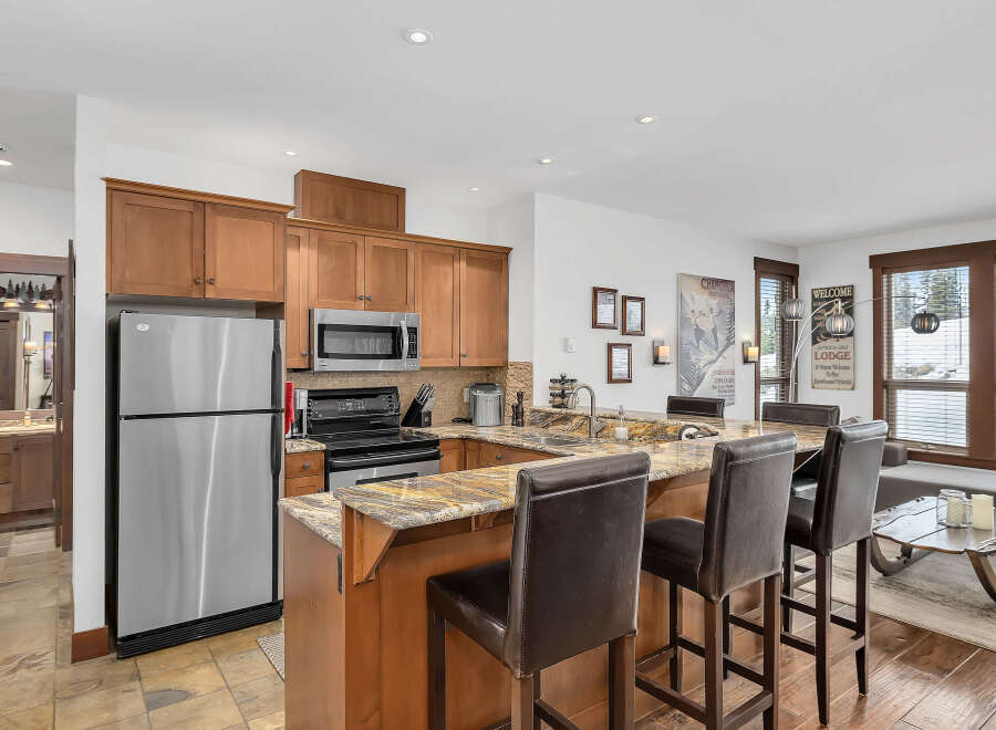 Step into luxury with this stunning kitchen, perfect for culinary enthusiasts and entertaining guests.