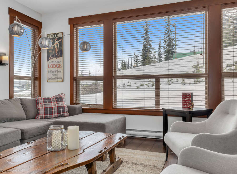 Experience the ultimate in mountain living with this stunning property.