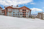 Discover a stunning mountain retreat with this beautiful property.