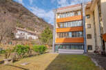 Discover a stunning property with modern architecture and a prime location.