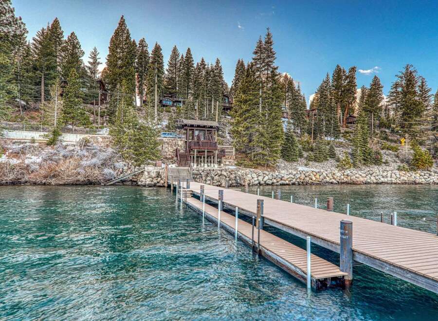 Discover the tranquility of lakeside living with this stunning property.