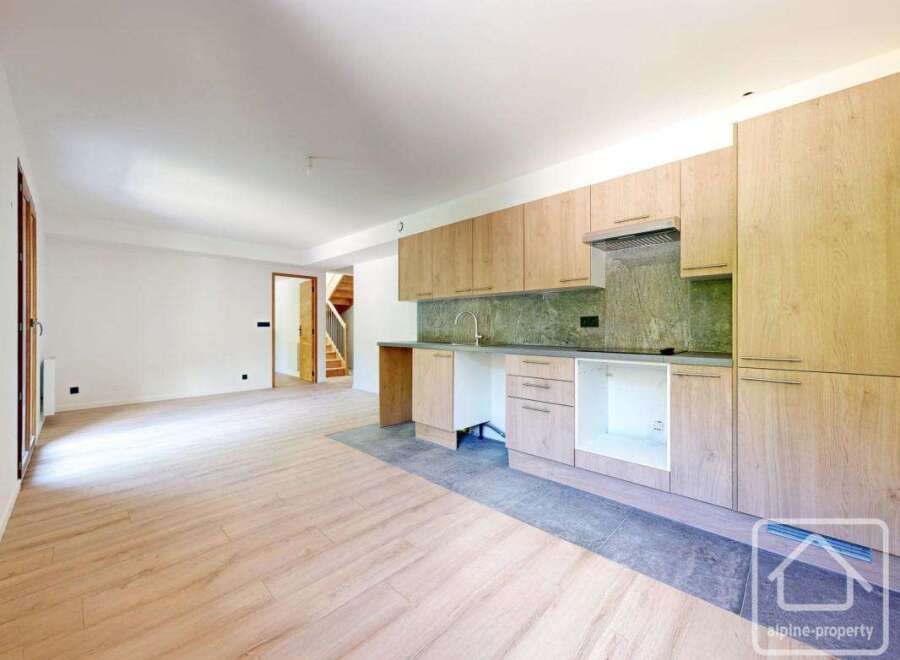 Apartment in Saint-Jean-d'Aulps - Image 2