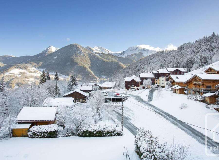 Apartment in Saint-Jean-d'Aulps - Image 4