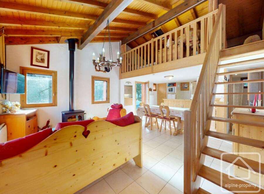 House in Verchaix - Image 3