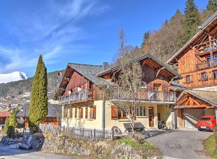 Discover the charm of this stunning property nestled in a picturesque mountain setting.