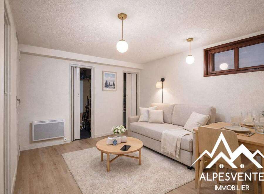 Discover this charming property, perfect for comfortable living.