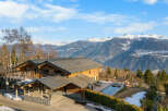 Experience luxury living in this stunning chalet nestled in the mountains.
