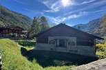 Nestled amidst the stunning alpine scenery, this charming property offers a unique blend of rustic charm and modern comfort.