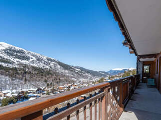 Enjoy breathtaking mountain views from this stunning property.