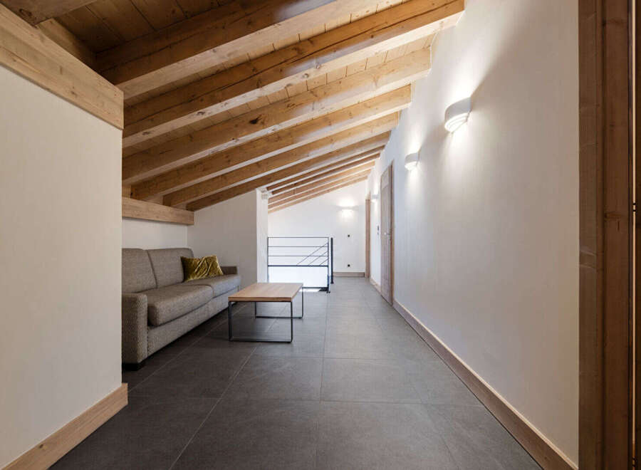 Discover the charm of this stunning property featuring a beautifully designed interior.