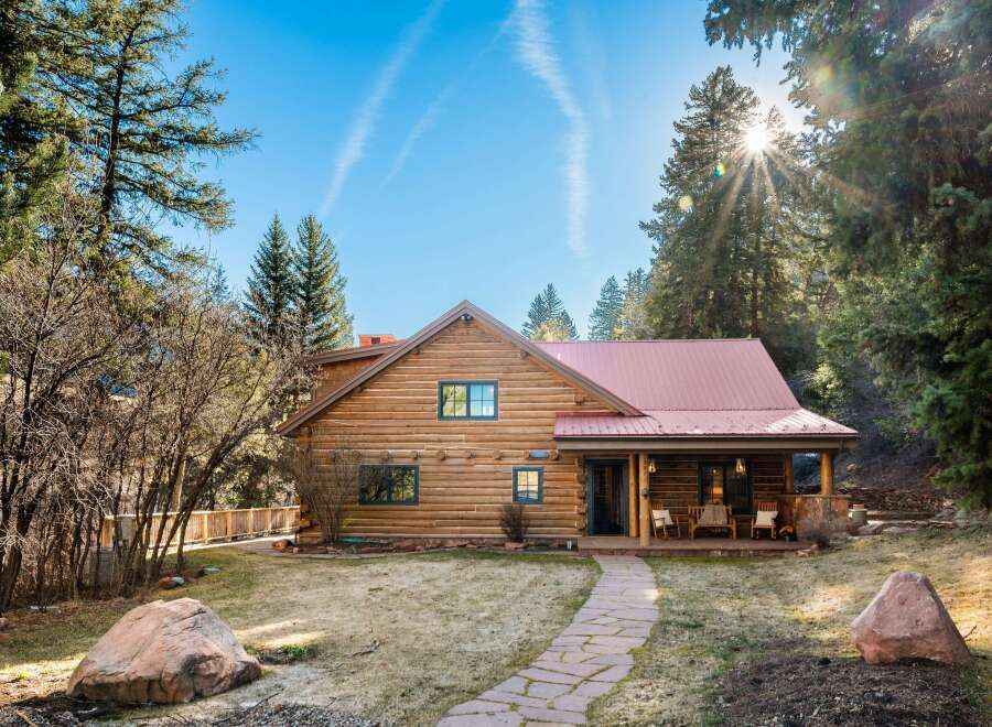 House in Wingo - view 1