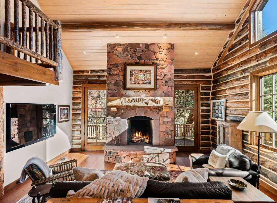 House in Wingo - Image 4