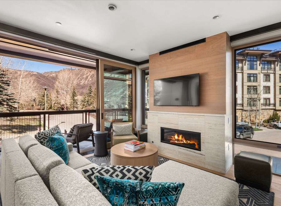 House in Snowmass Village - Image 2