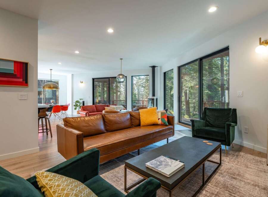 House in Dollar Point - Image 2