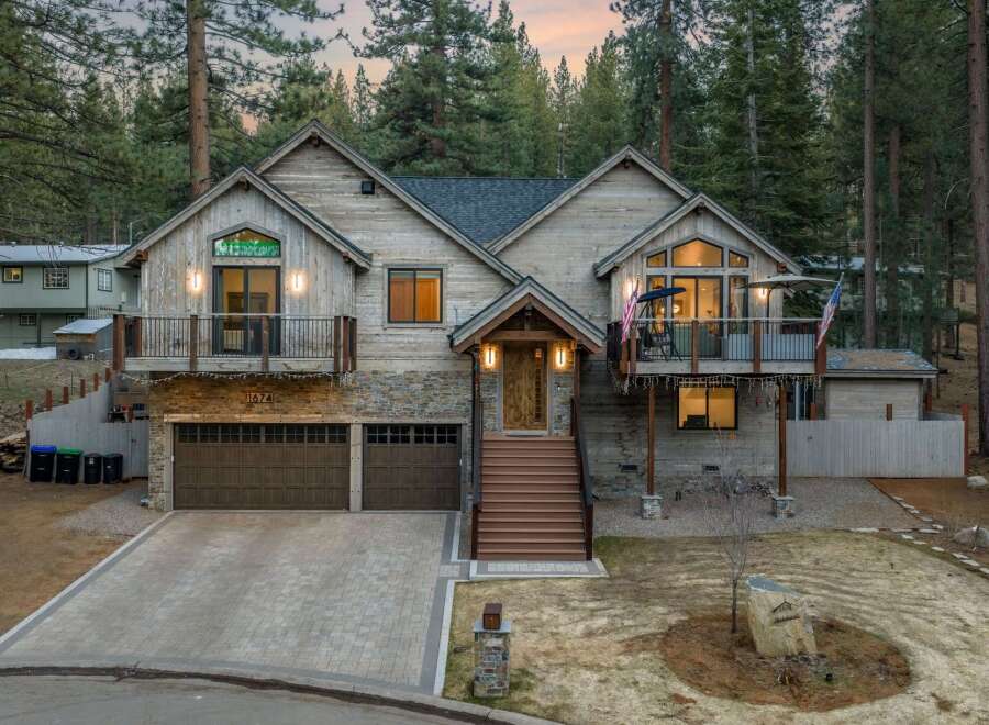 House in South Lake Tahoe - Image 3