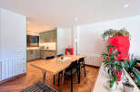This stunning property boasts a modern open-plan design, perfect for contemporary living.