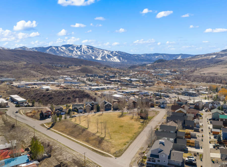 Discover the charm of this stunning property nestled in a picturesque mountain town.