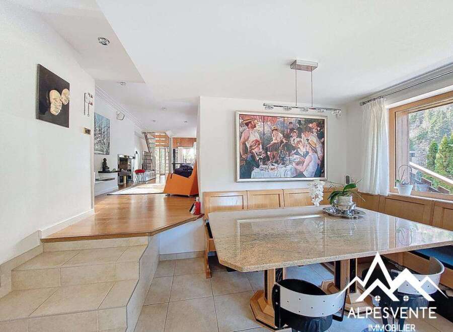Discover this stunning property featuring a bright and airy dining area, perfect for entertaining.