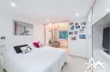 Discover a bright and inviting bedroom, perfect for relaxation.