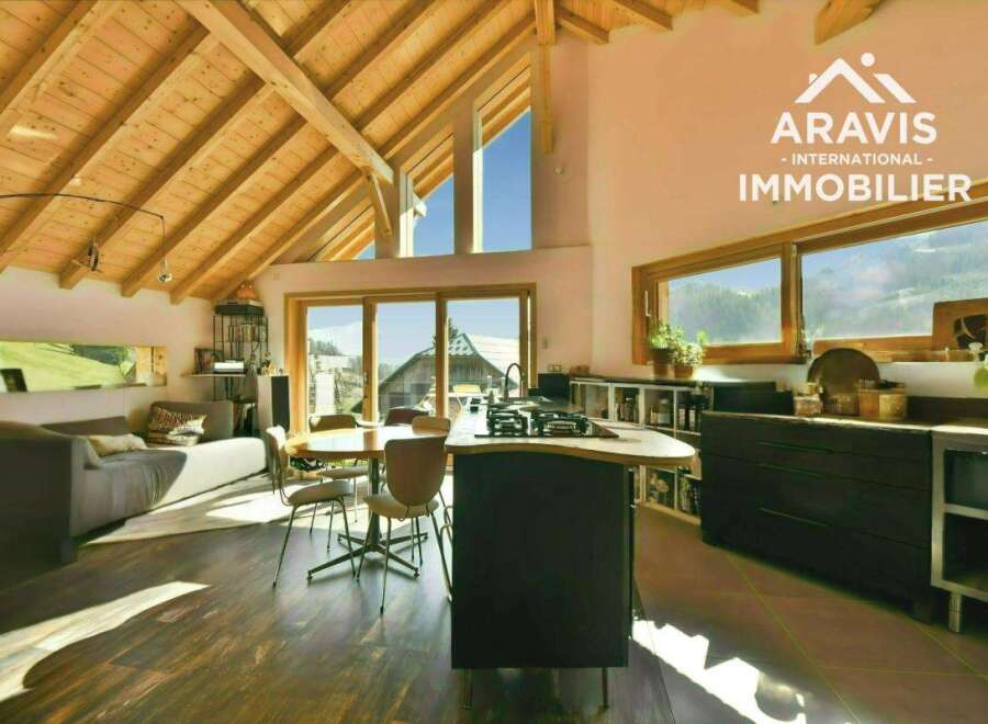 Villa in Le Marais - view 1