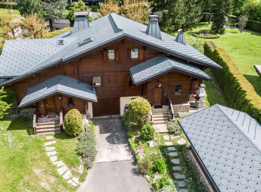 Chalet in Chamonix-Mont-Blanc - view 1