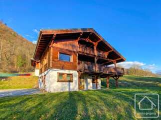 Discover this stunning chalet nestled in a picturesque setting, offering breathtaking views and a tranquil escape.