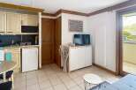 Discover this charming studio apartment, perfect for a cozy getaway.