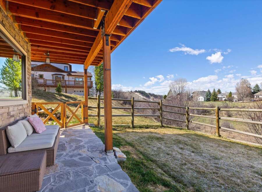 Enjoy breathtaking views from this stunning property! This home features a beautiful outdoor patio, perfect for relaxing and entertaining.