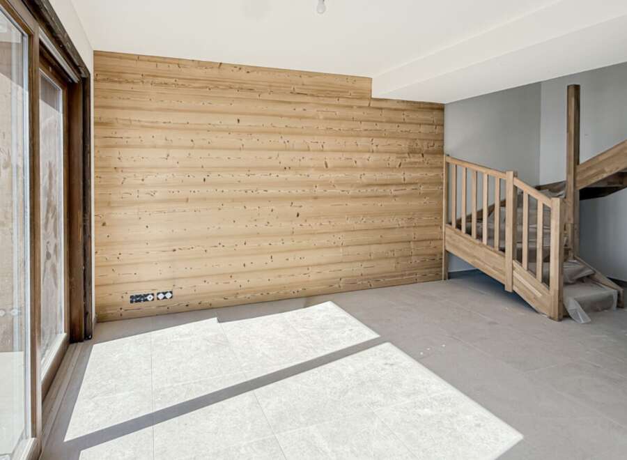 Discover the charm of this stunning property, featuring a beautifully designed interior.