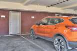 Discover the convenience of reserved parking in this well-maintained property.