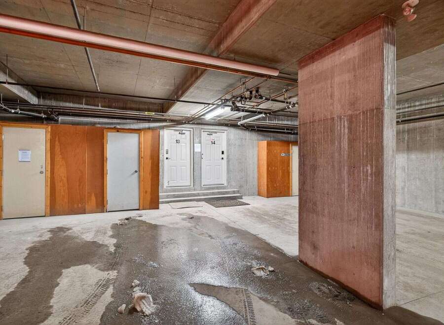 Discover the potential of this storage unit, offering ample space for your belongings.